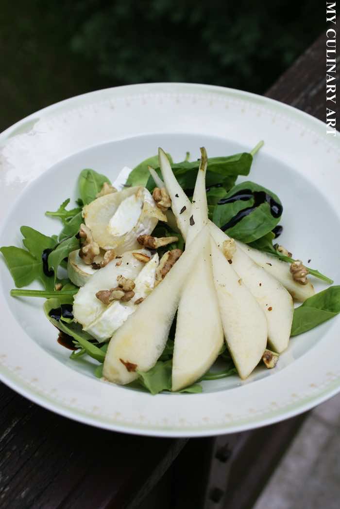 Sałatka ze smażonym kozim serem