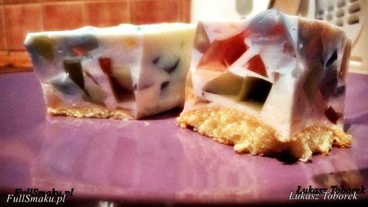 Ciasto bez pieczenia-śmietanowiec