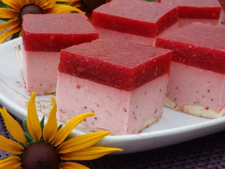 Jogurtowiec truskawkowy