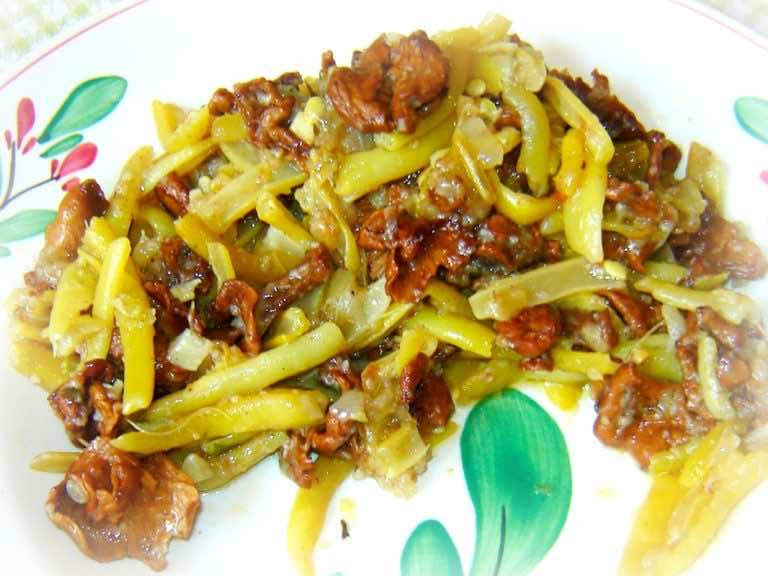 Fasolka szparagowa z kurkami na maśle