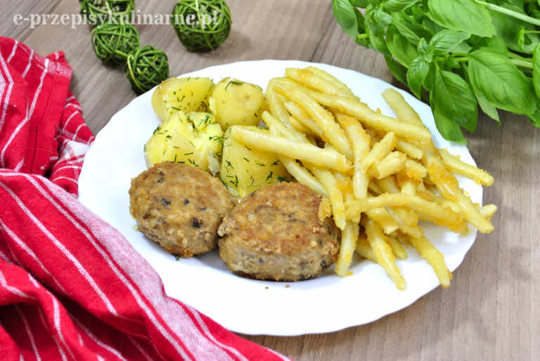 KOTLETY MIELONE Z RYŻEM I PIECZARKAMI
