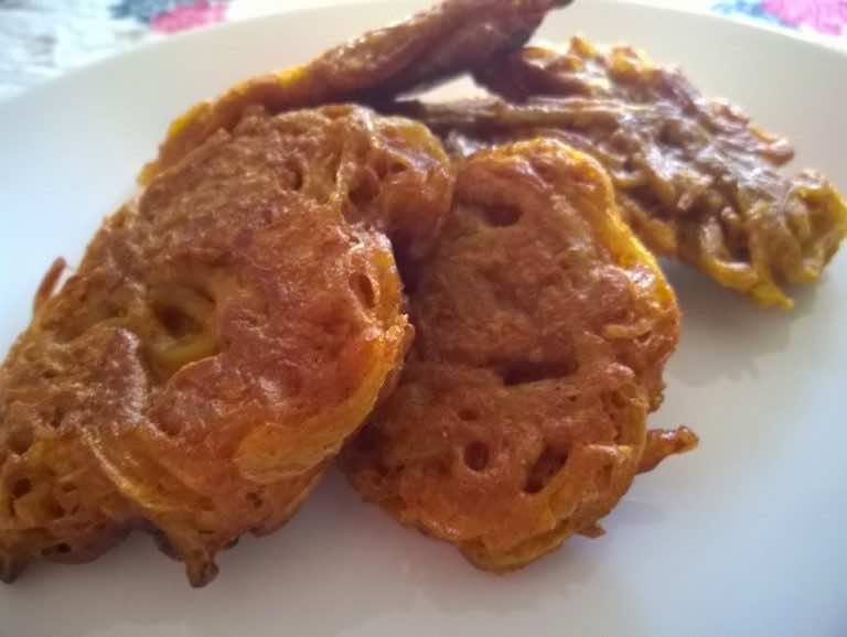 Bhaji-cebulowe placki
