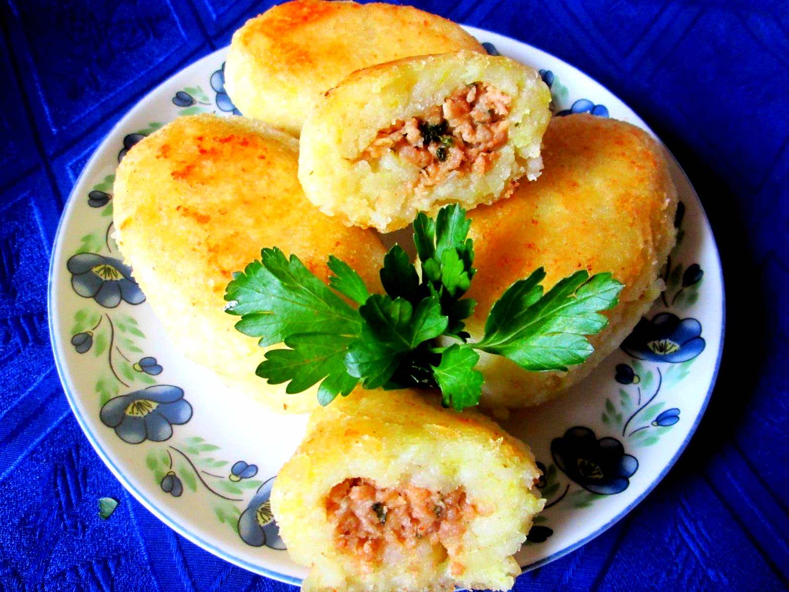 kotlety-z-platkow-ryzowych-z-miesem