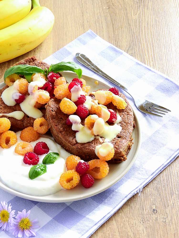 HERBACIANE PANCAKES Z MAKARONEM