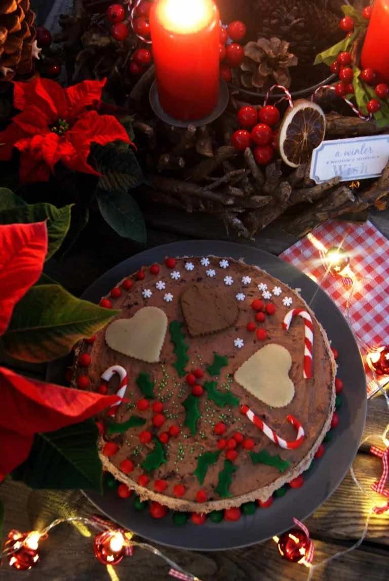 Marcepanowy, świąteczny torcik czekoladowy