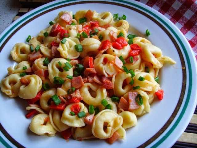 Tortellini zasmażane. Szybki obiad lub kolacja.