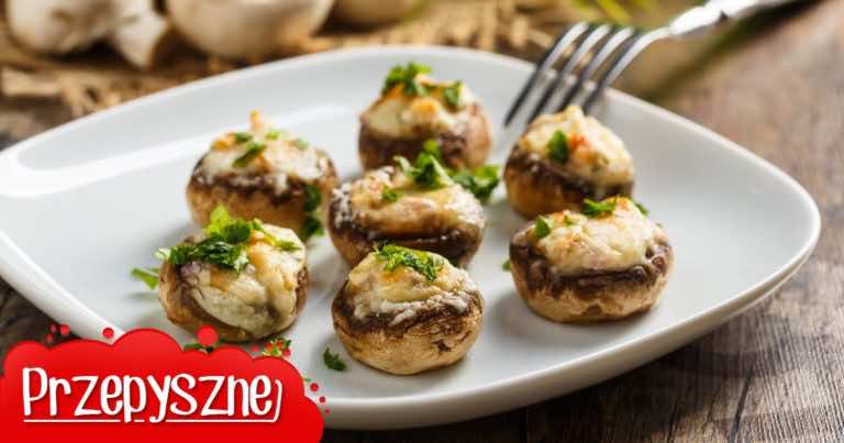 Przepis na nadziewane pieczarki – imprezowa przekąska!
