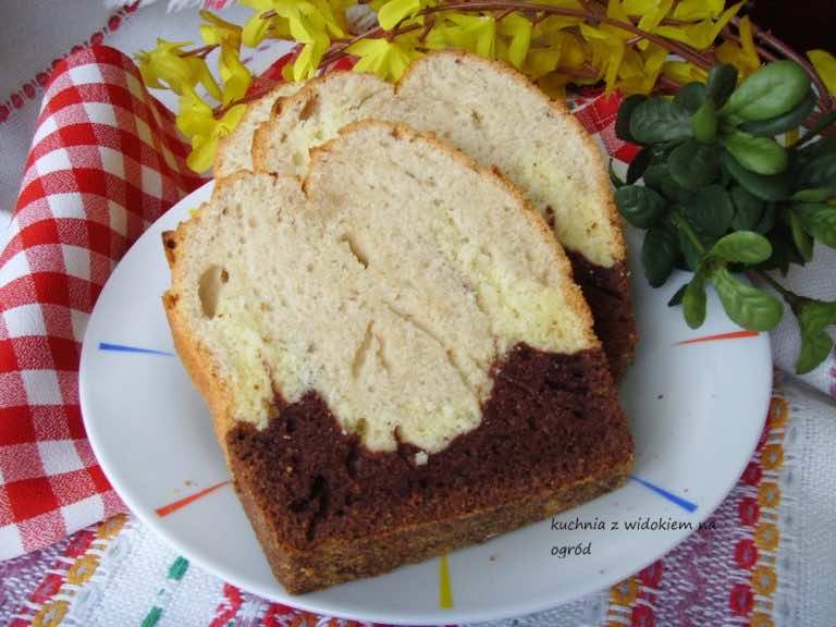 Kolorowa babka trójsmakowa. Babka na białkach.
