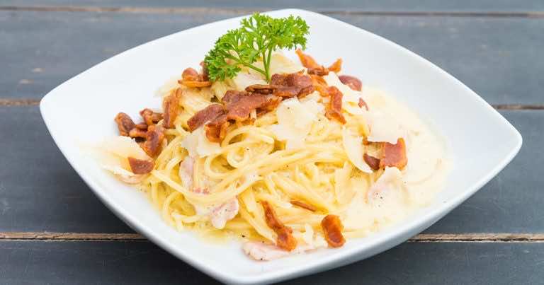 Szybki przepis na obiad z makaronem w roli głównej