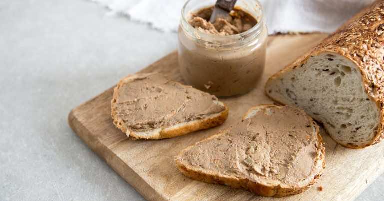 Przepis na domowy pasztet z wątróbki