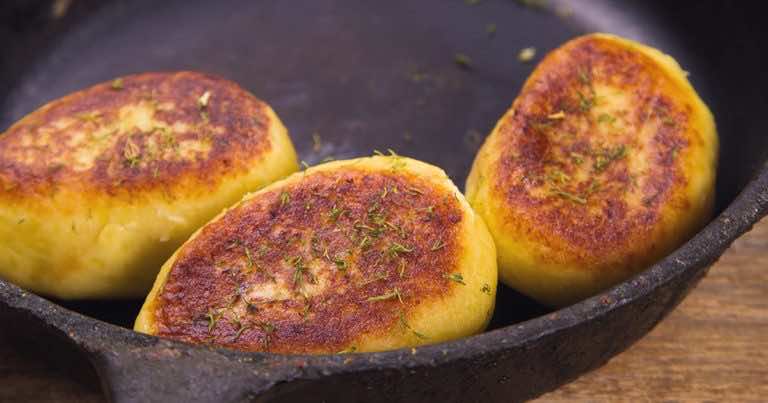Jeśli zostały Ci ziemniaki z obiadu – zrób z nich to!