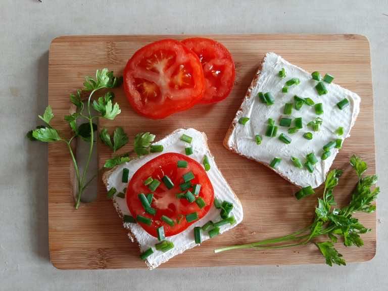 Serek chrzanowy z jogurtu naturalnego