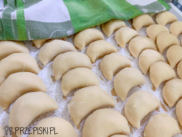 Pierogi z Kapustą i Grzybami