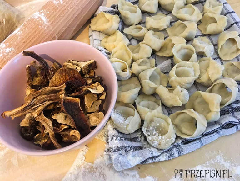 Uszka z Kapustą i Grzybami
