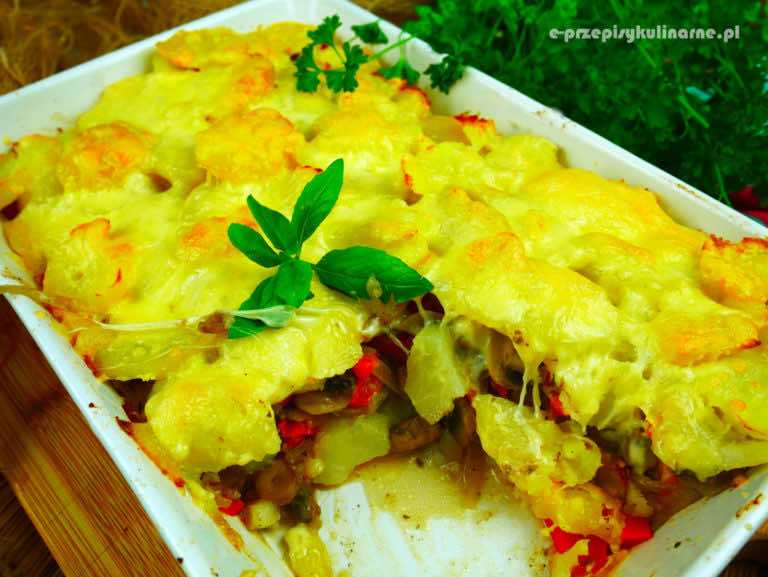 Zapiekanka z wątróbką i ziemniakami – pyszna i prosta