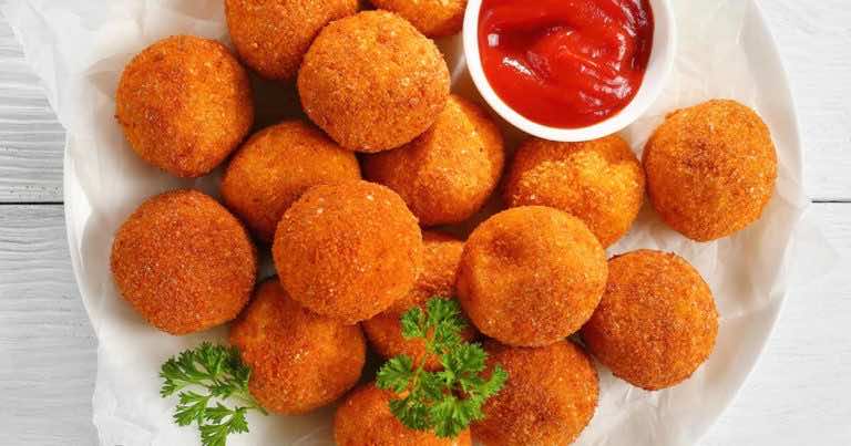 Kulki z ziemniaków w chrupiącej panierce