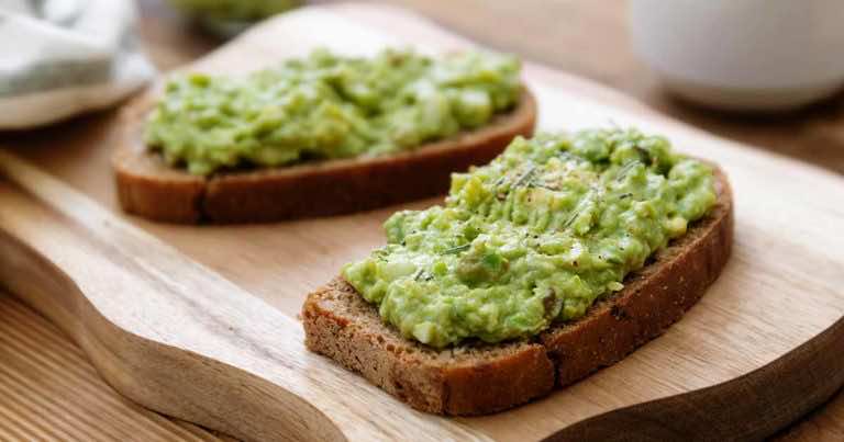 Przepis na pastę jajeczną z awokado