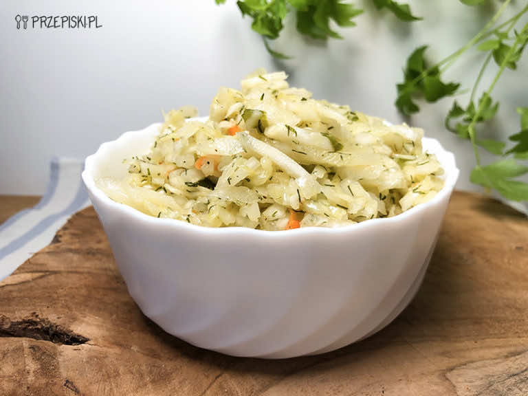 Surówka z Białej Kapusty