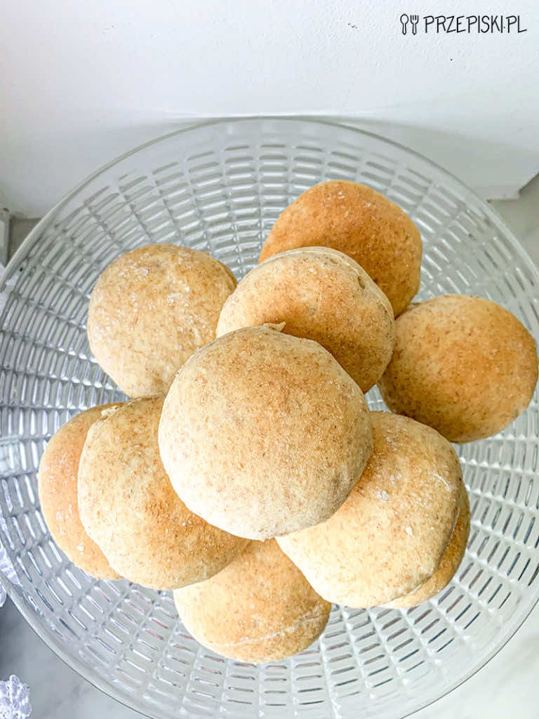 Drożdżówki z serem