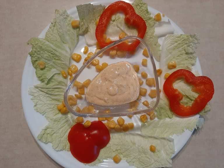 Sos jogurtowo-musztardowy do sałatek