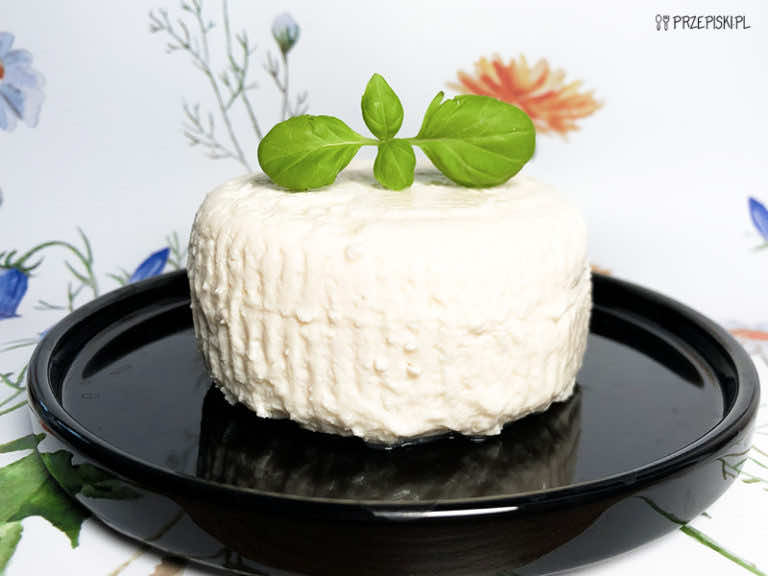 Domowy Twaróg z Mleka