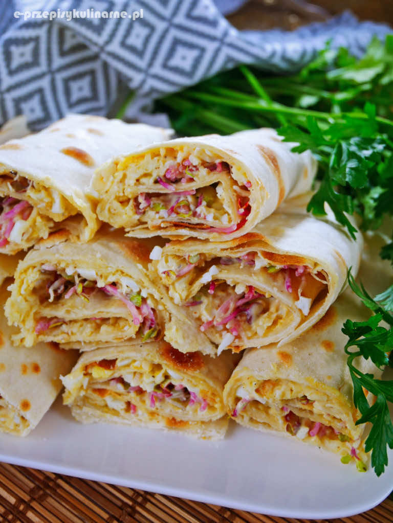 Tortilla z pastą jajeczną – pyszny pomysł na śniadanie lub imprezę