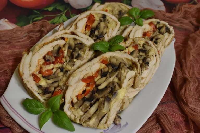 Babka z kurczaka z pieczarkami