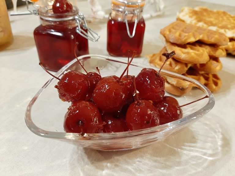 Konfitura z rajskich jabłuszek