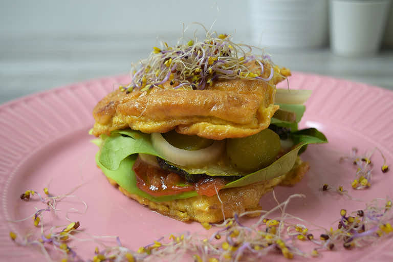 Ten FIT burger jest pyszny, chociaż nie ma w nim mięsa!