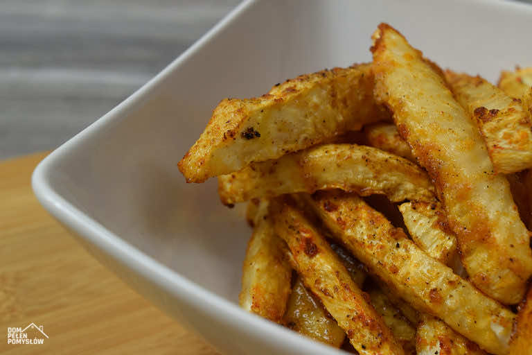 Te frytki nie są z ziemniaków, ale są pyszne! Przepis na frytki z selera.