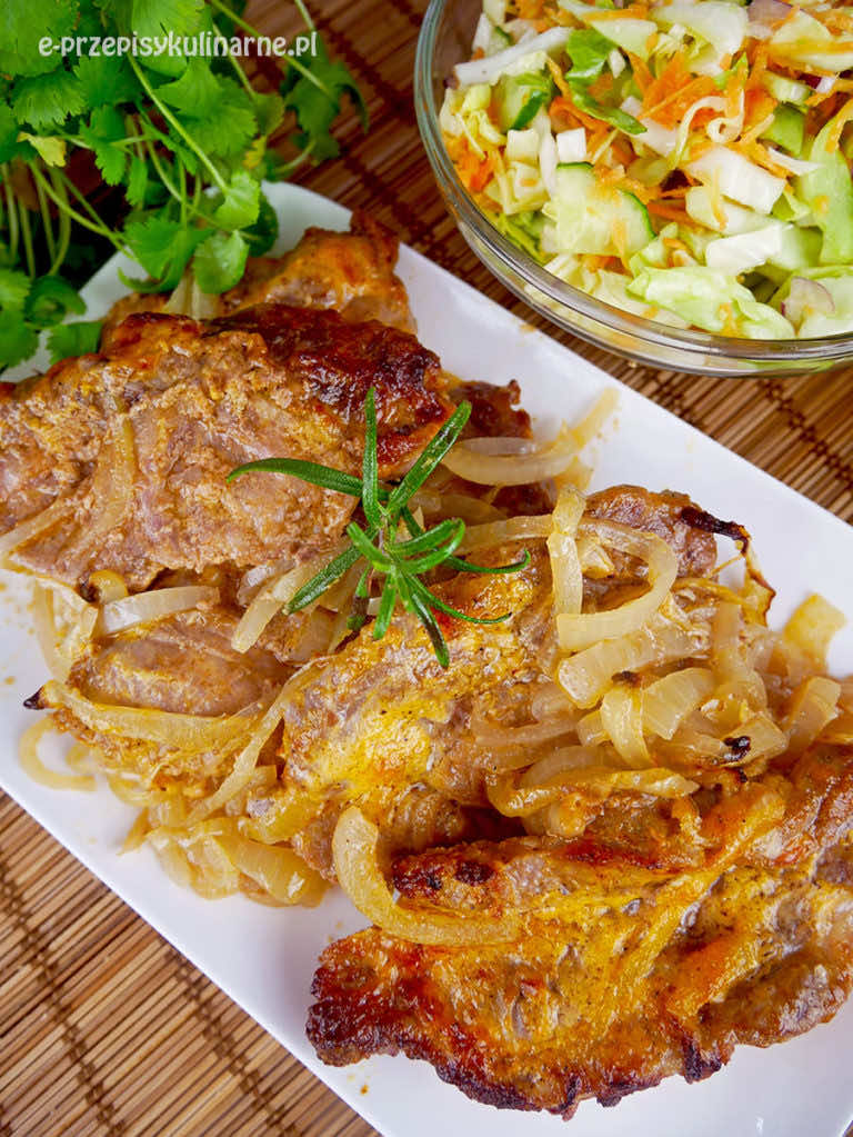 Karkówka pieczona w plastrach – pyszny przepis na karczek z piekarnika