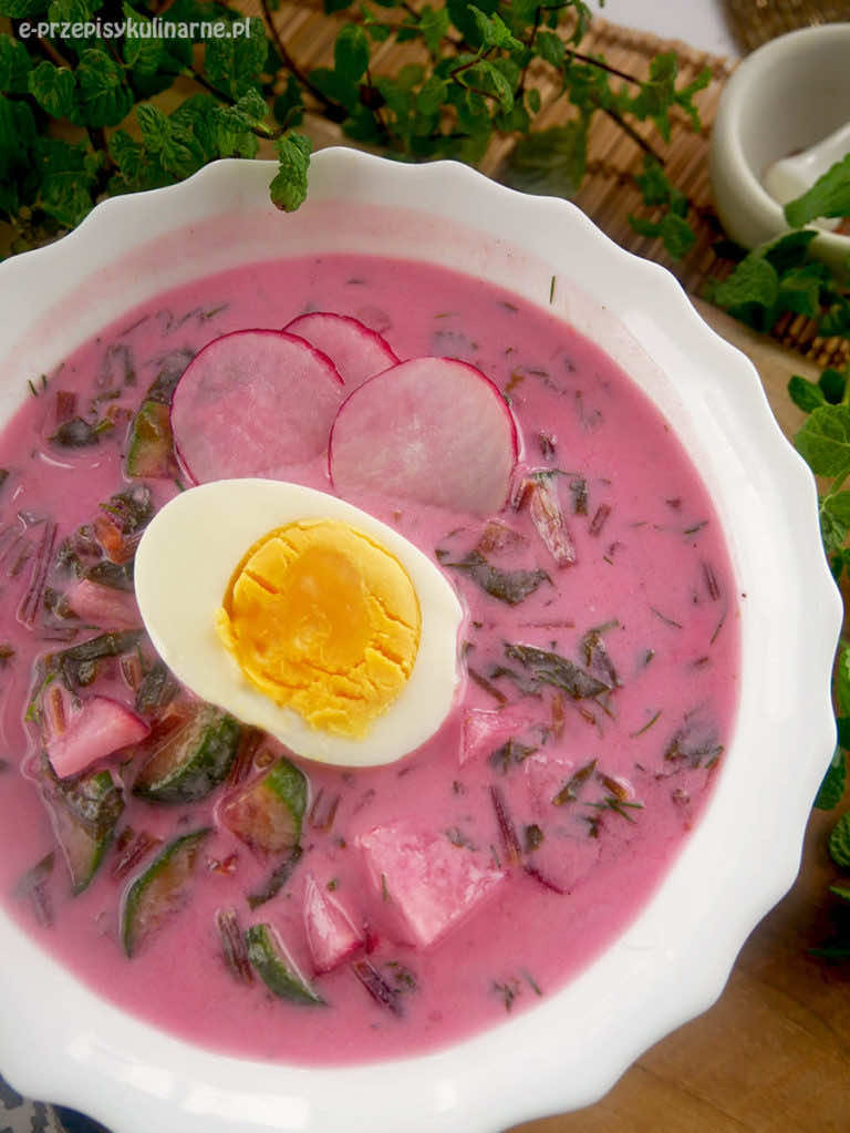 Chłodnik litewski – pyszna zupa z botwiny na zimno