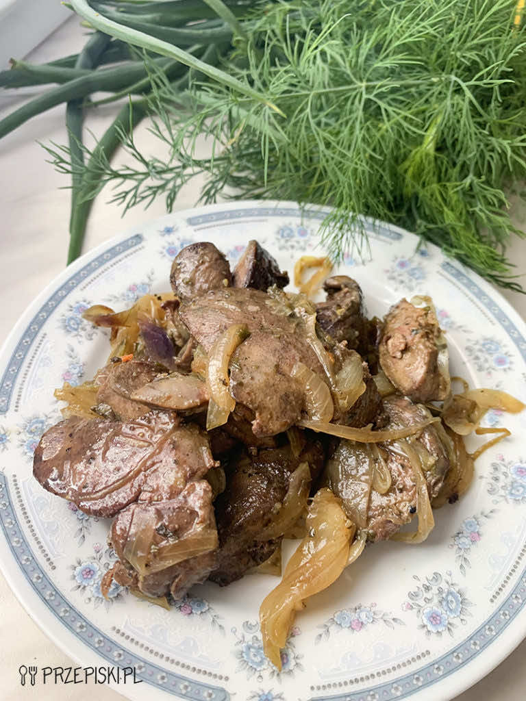 Wątróbka Drobiowa z Cebulą