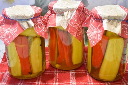 Sałatka z ogórkiem i papryką