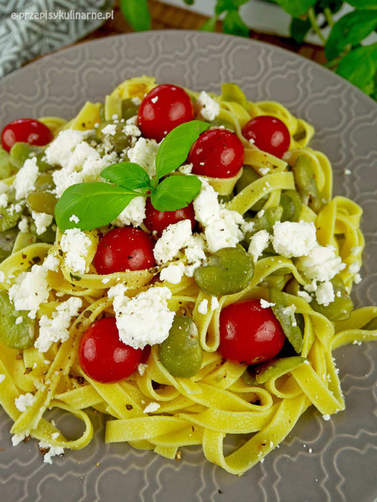 Tagliatelle z bobem – przepis na szybki obiad