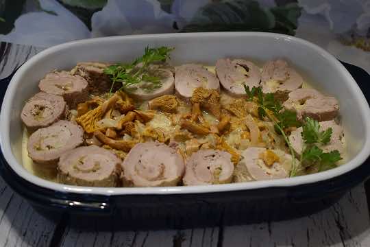 Zapiekane polędwiczki w sosie z kurkami