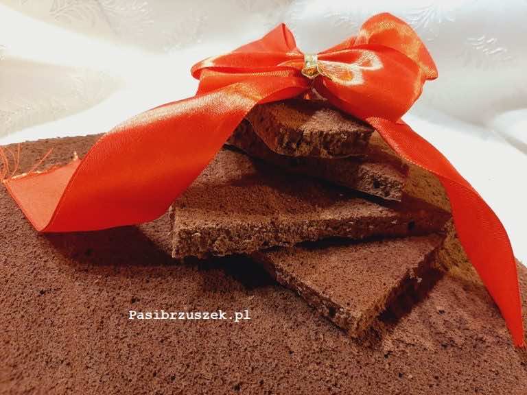 Kakaowy biszkopt z 4 jaj na dużą blachę