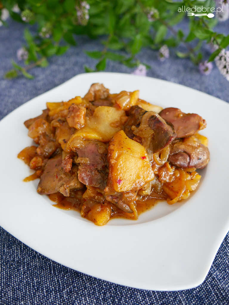 Pyszna wątróbka z jabłkiem