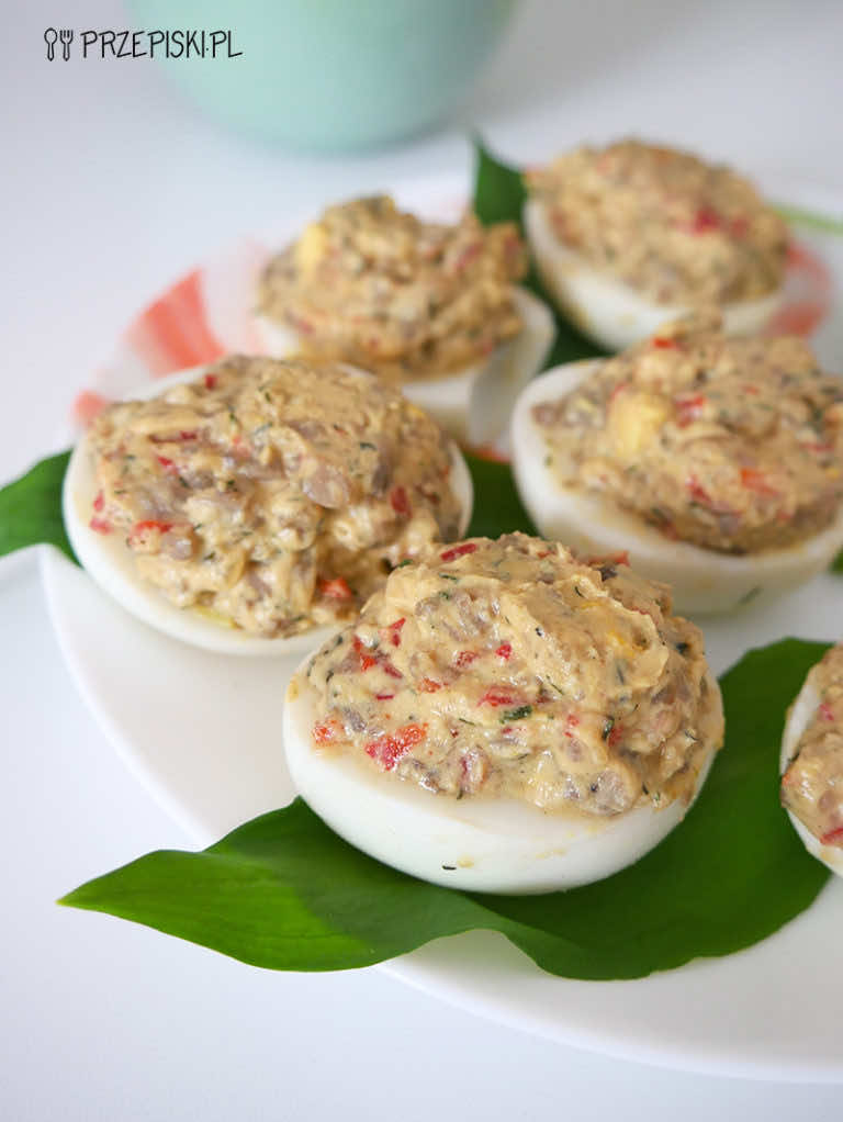 Jajka faszerowane pieczarkami