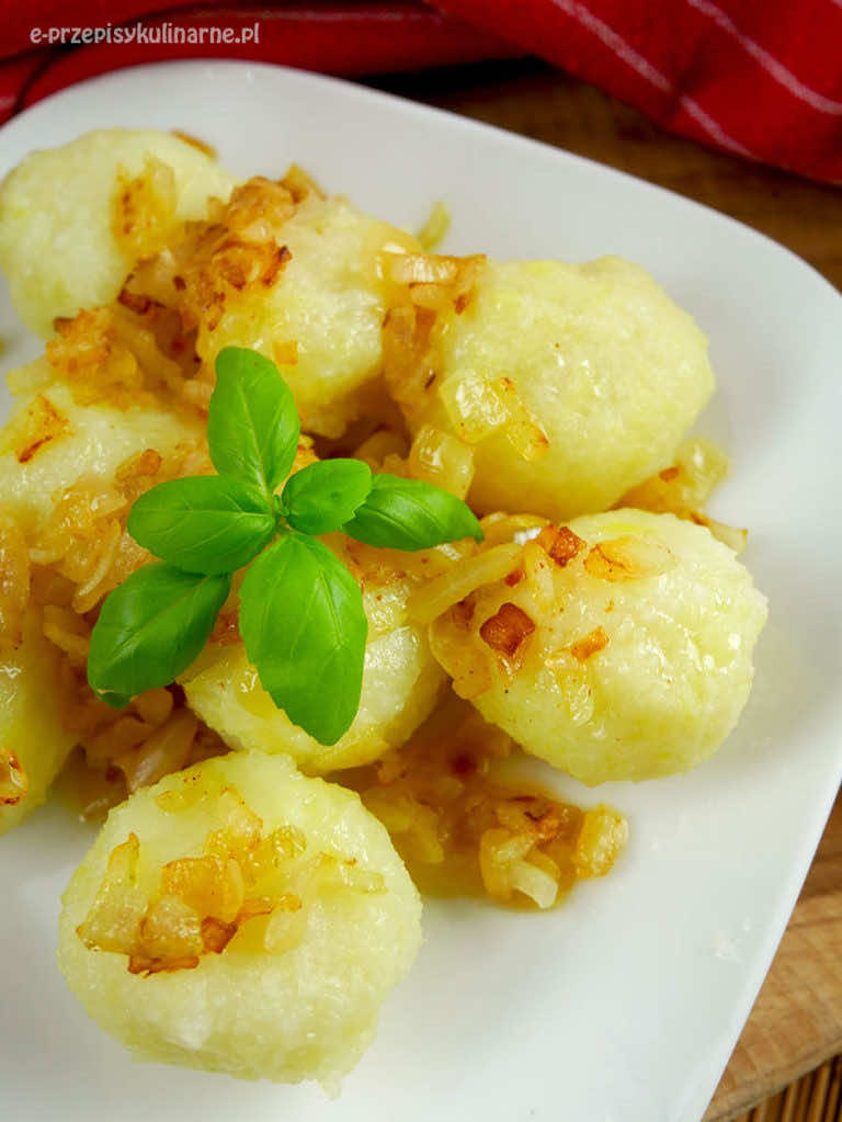 Kluski z ziemniaków gotowanych i surowych – mięciutkie i delikatne