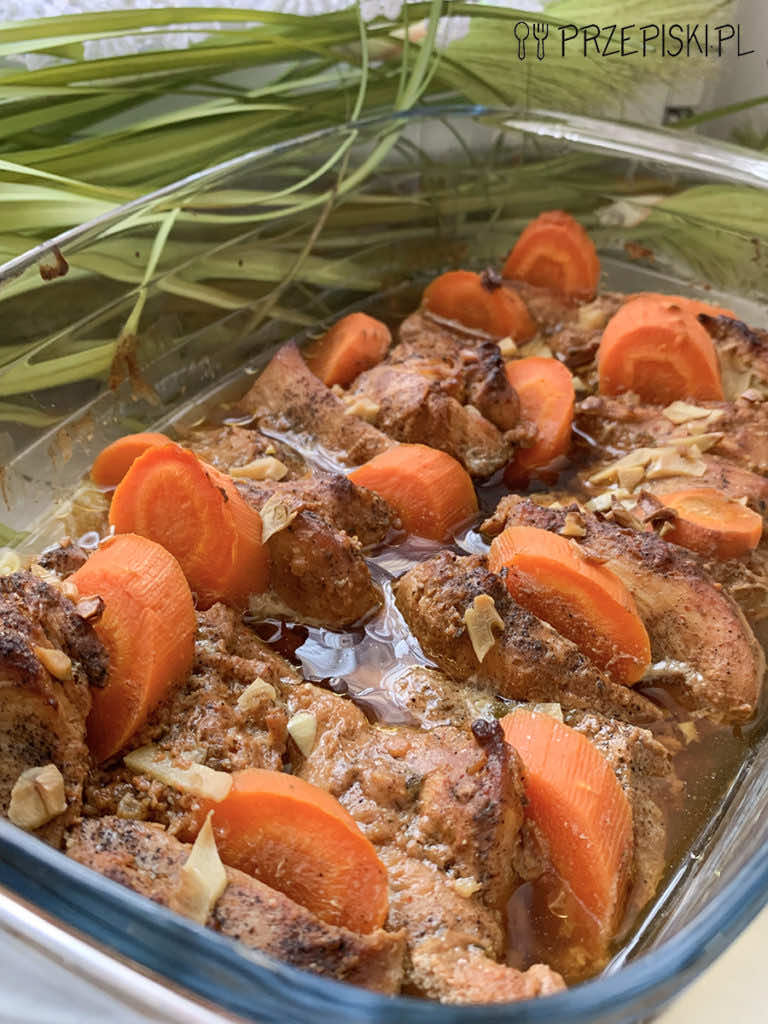 Zapiekany kurczak z marchewką