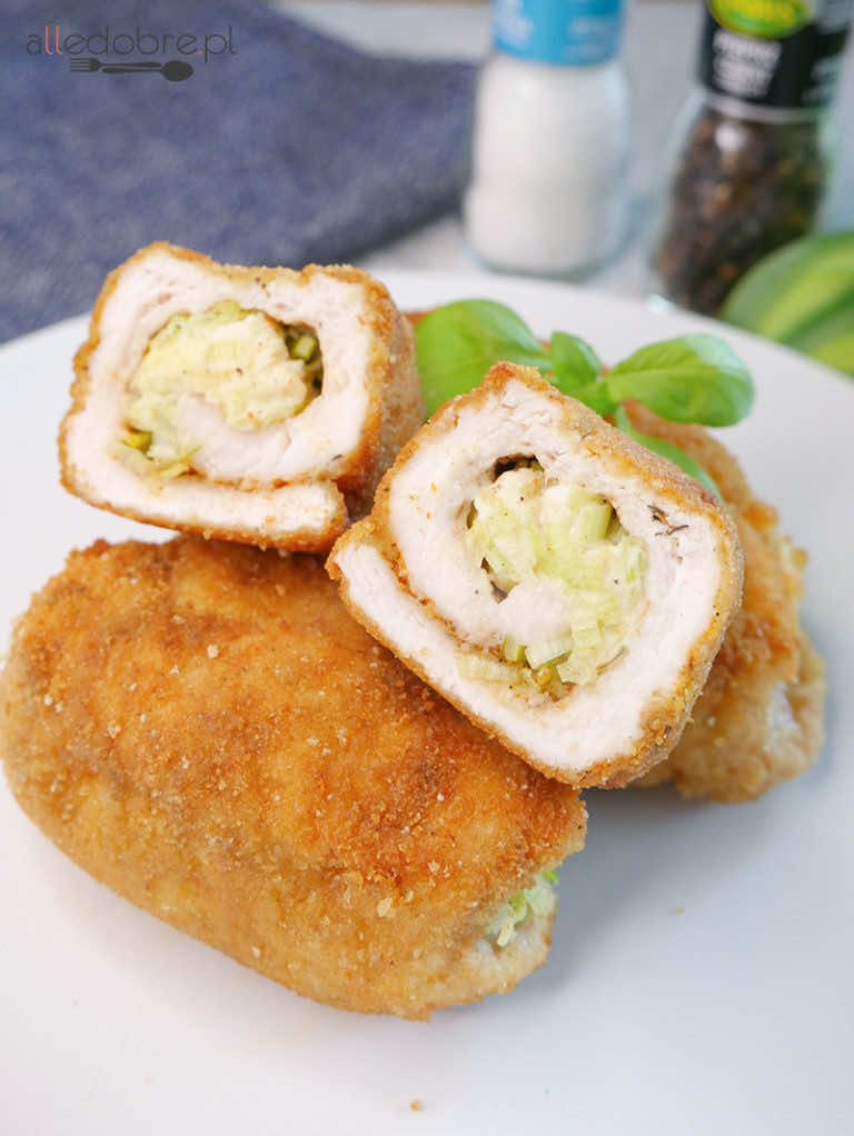 Panierowane roladki z porem i serkiem topionym