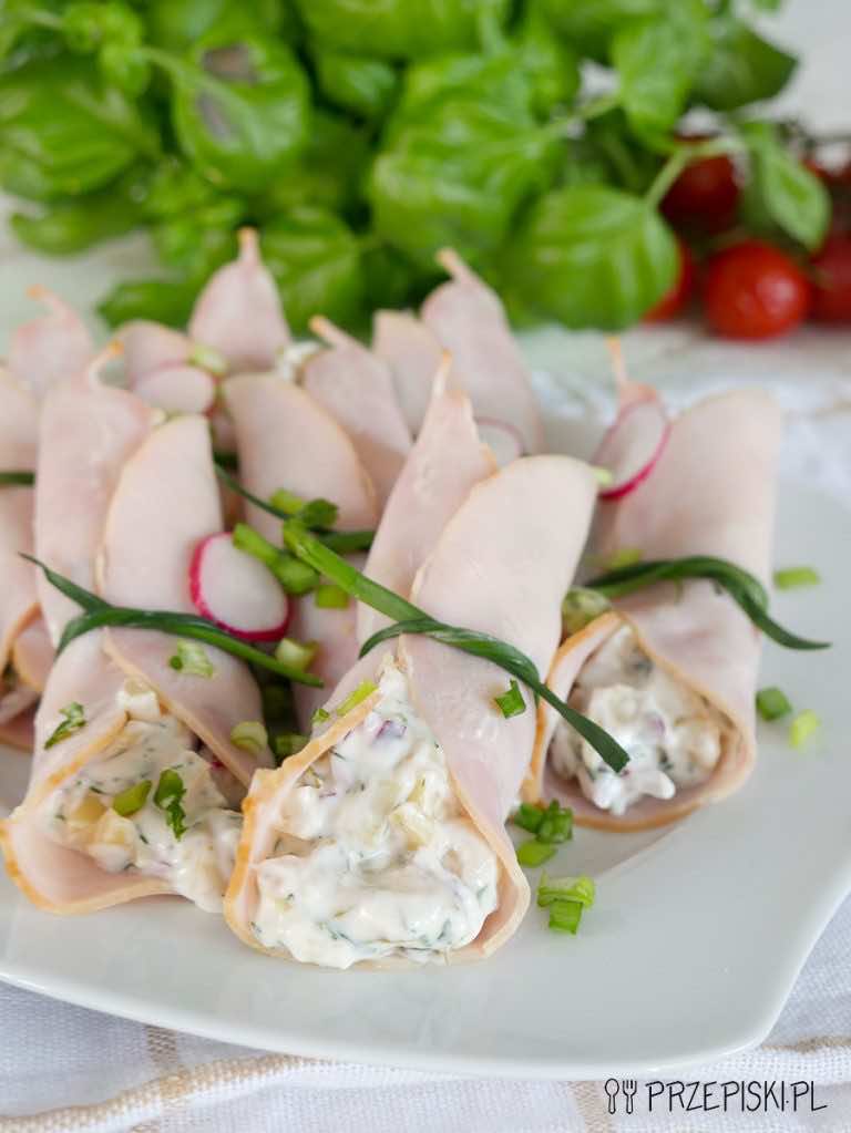 Roladki z sosem tatarskim