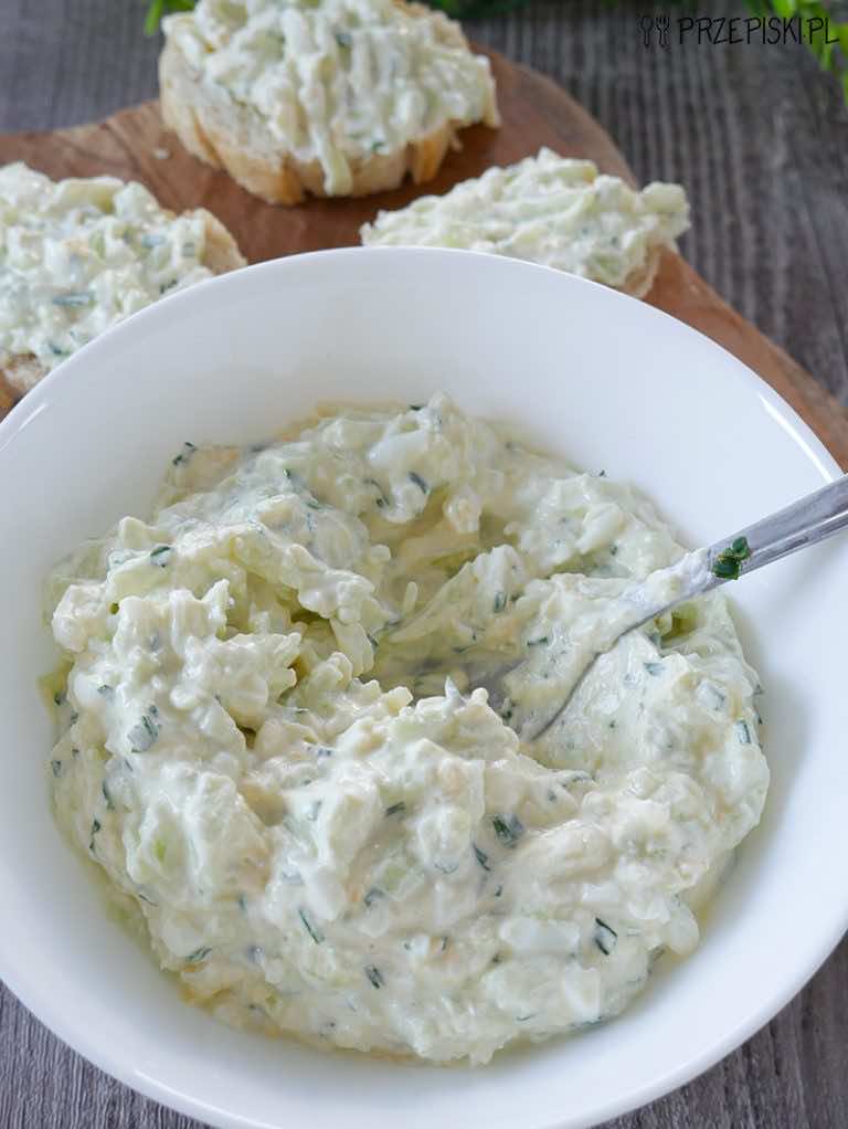 Pasta kanapkowa ze świeżego ogórka