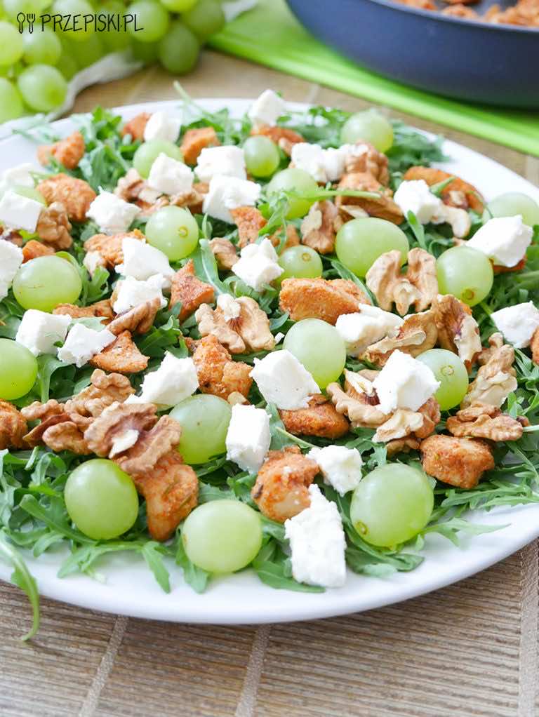 Sałatka z winogronem i kurczakiem