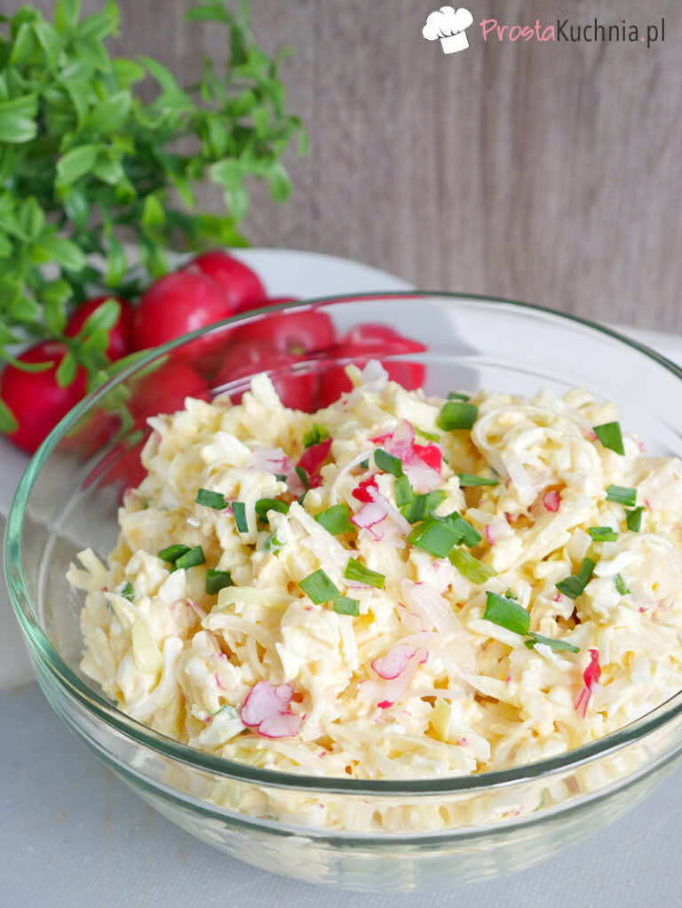 Sałatka z rzodkiewką i jajkiem