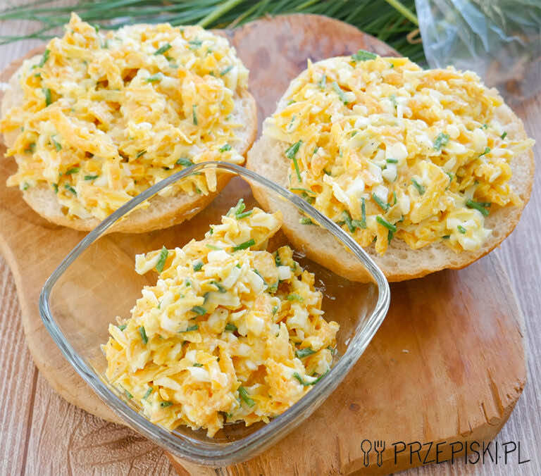 Aromatyczna pasta marchewkowa