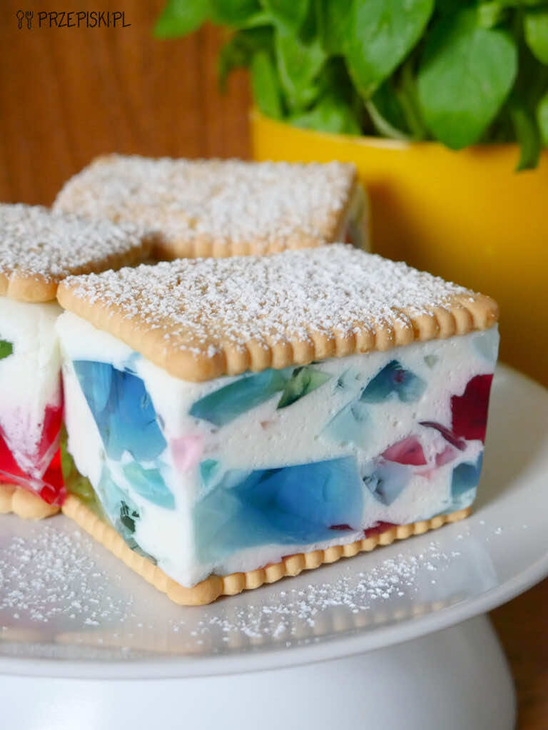 Galaretkowiec na herbatnikach