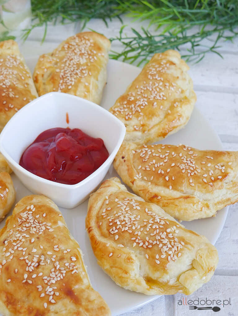 Szybkie pierożki kebabowe