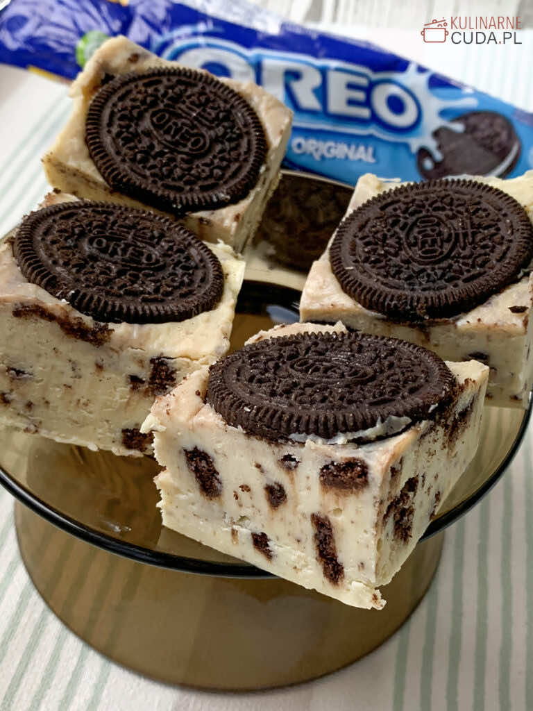 Blok czekoladowy z ciasteczkami oreo